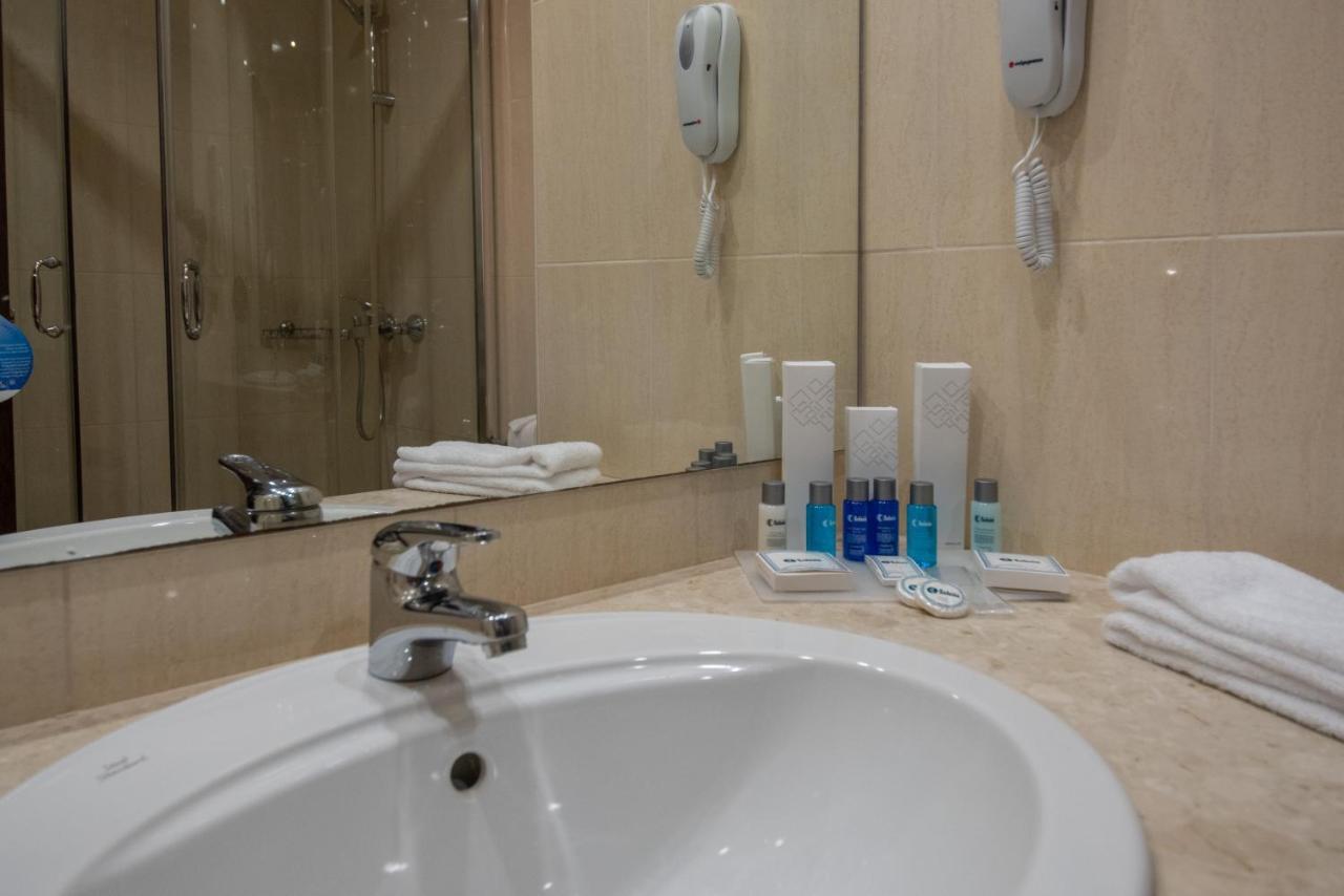 סוזופול Selena Hotel מראה חיצוני תמונה