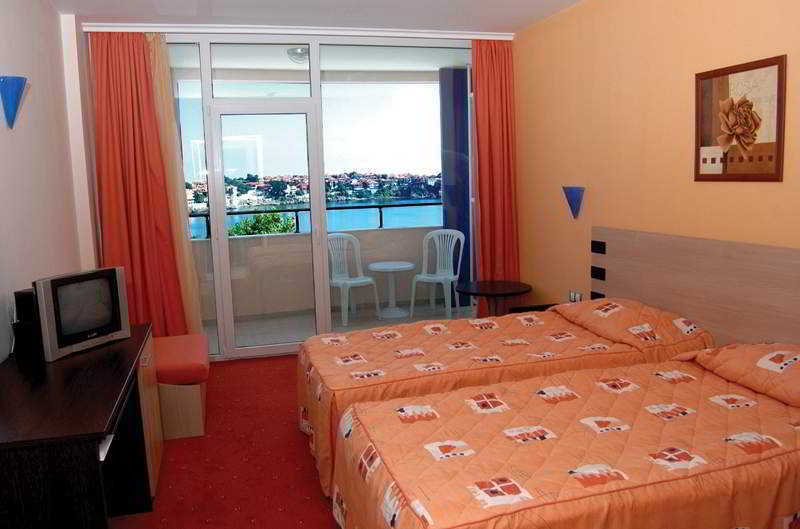 סוזופול Selena Hotel מראה חיצוני תמונה